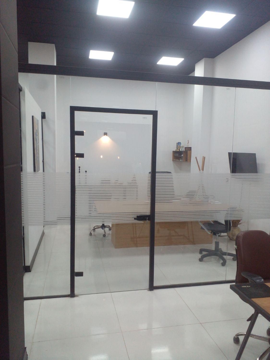 شیشه سکوریت گلستانی، استاد با تجربه|خدمات پیشه و مهارت|رفسنجان, |دیوار