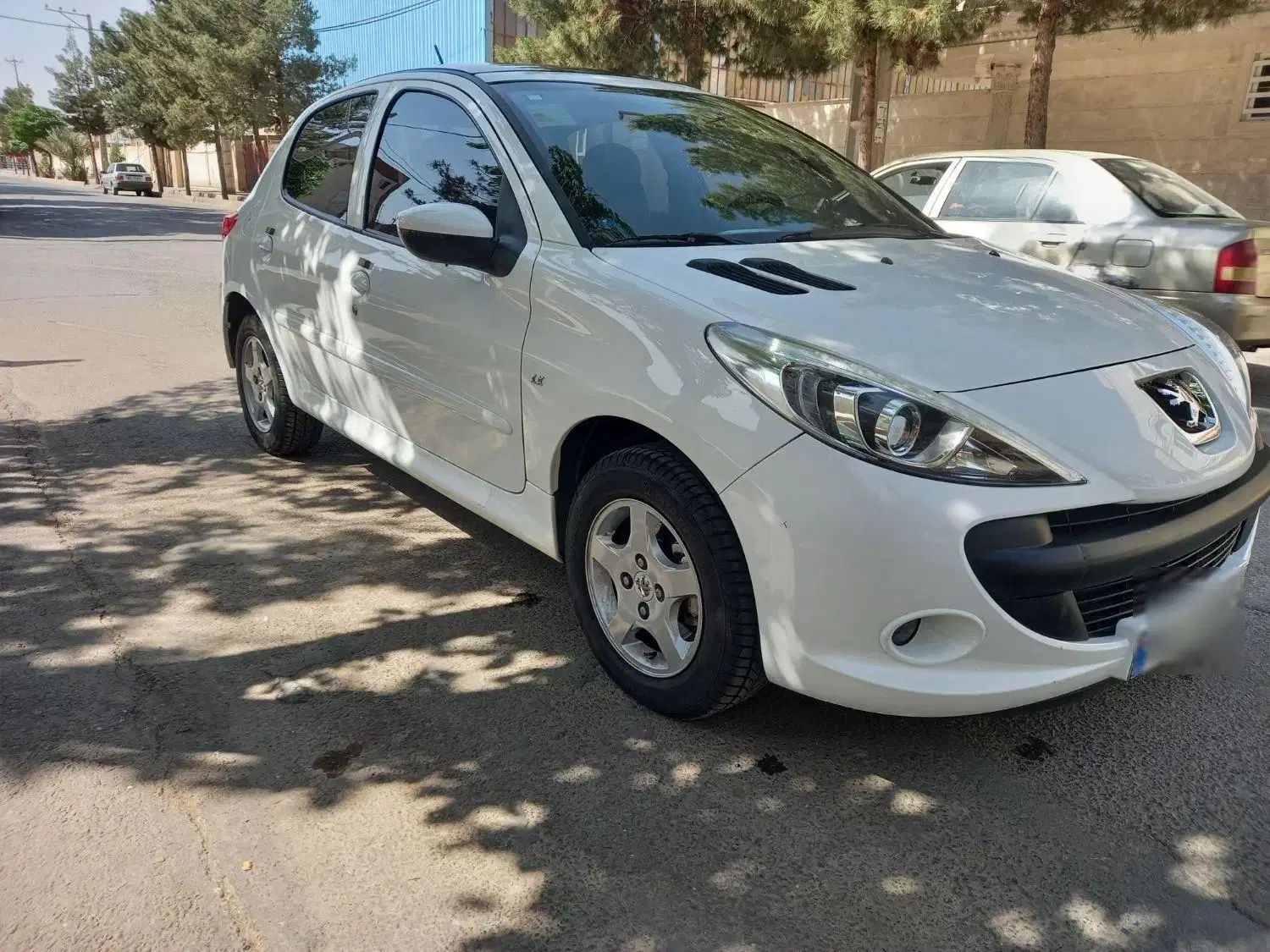 ۲۰۷ پاناروما مدل ۱۴۰۱ بدون رنگ و ضربه کم کار|خودرو سواری و وانت|کرمان, |دیوار