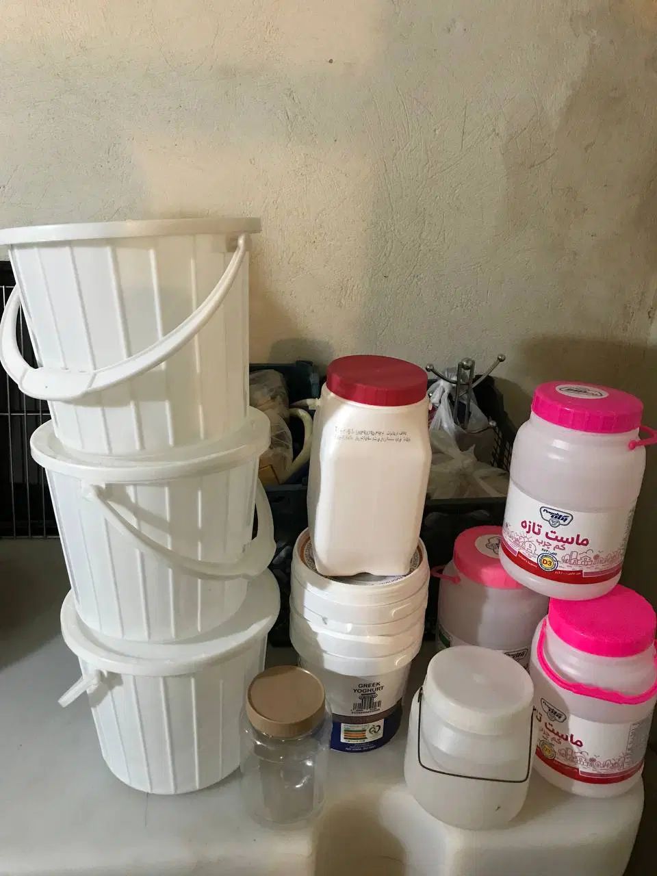 دبه و سطل و شیشه برای رب و ابغوره و آبلیمو|ظروف نگهدارنده، پلاستیکی، یک‌بارمصرف|اصفهان, جوزدان الیادران|دیوار