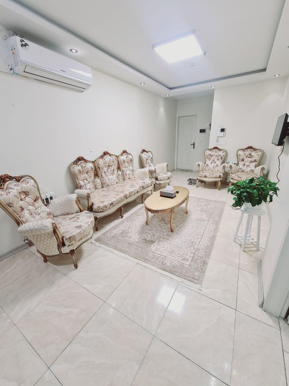 اجاره سوییت مبله مطهری شریعتی پلاک ۲۲.۱|اجارهٔ کوتاهمدت آپارتمان و سوئیت|تهران, حشمتیه|دیوار