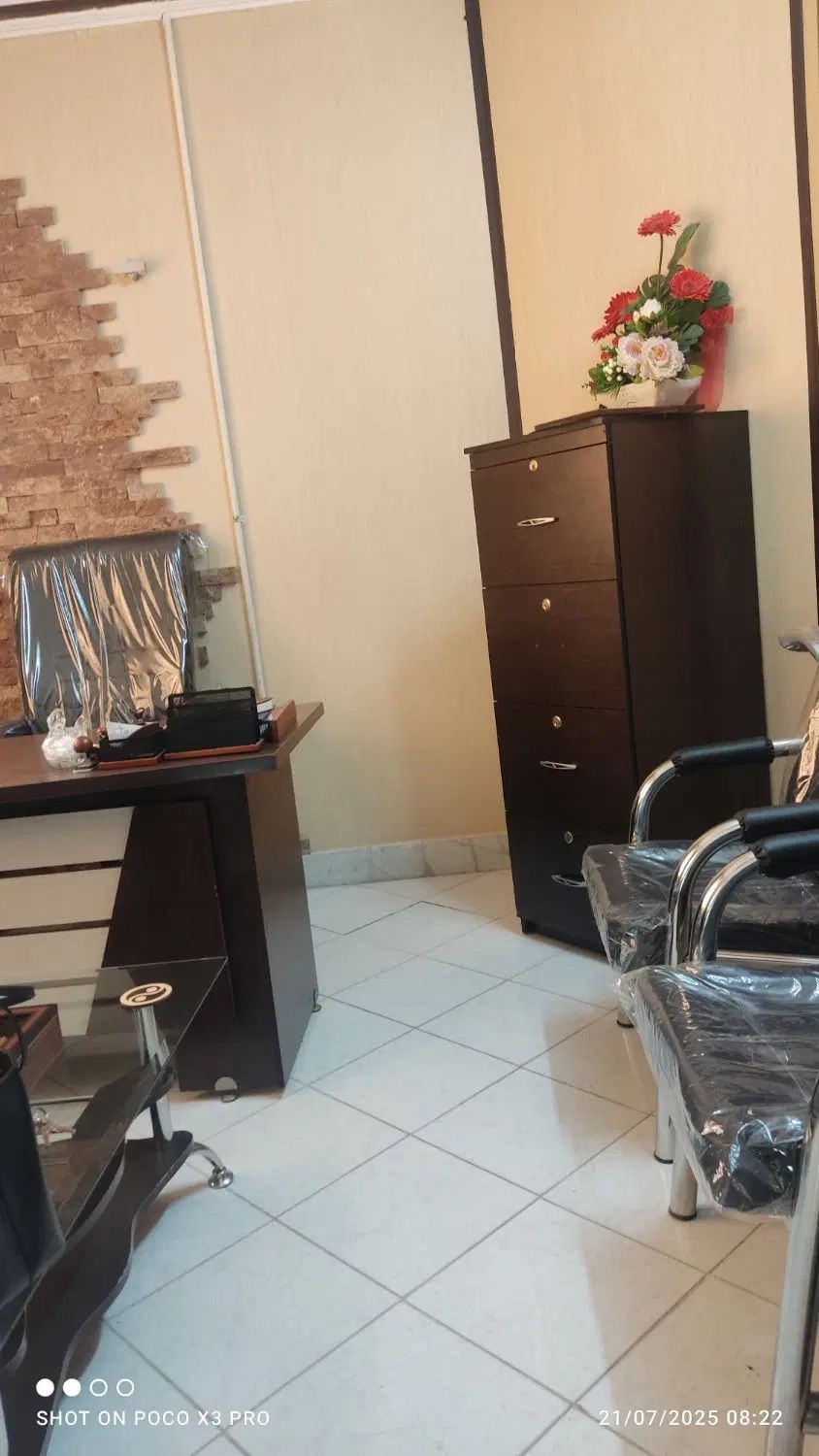 اجاره دفتر کار وکالت اشتراکی|اجارهٔ دفتر کار، اتاق اداری، مطب|مشهد, جنت|دیوار