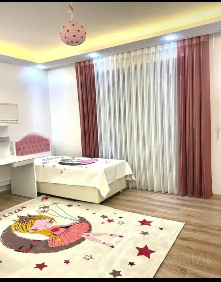 فروش پرده حریر و مخمل (ورتیلان) فقط با چک|پرده، رانر، رومیزی|قم, زاویه|دیوار