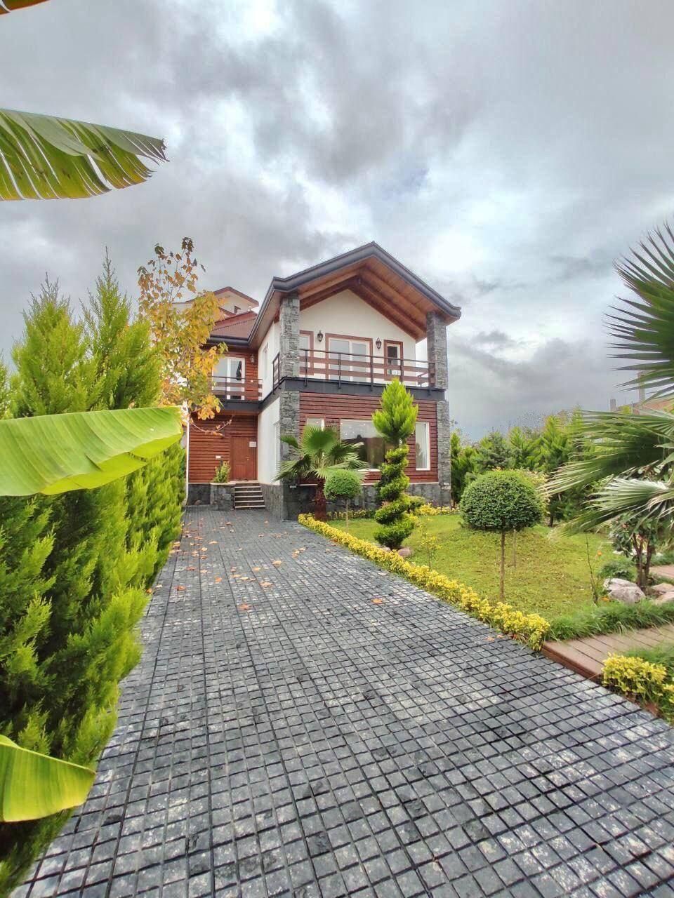 محدوه سیاهرود. روبرو کافه لمیز شهرکی ۳۵۰متری|فروش خانه و ویلا|رویان, |دیوار