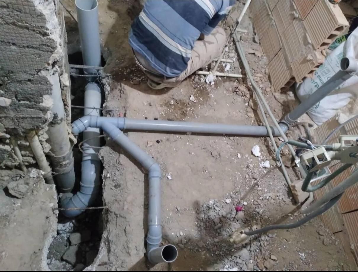 تعمیر کار پمپ آب نصب مخزن لوله کشی کش آب وفاضلاب|خدمات پیشه و مهارت|اصفهان, شاهزید|دیوار