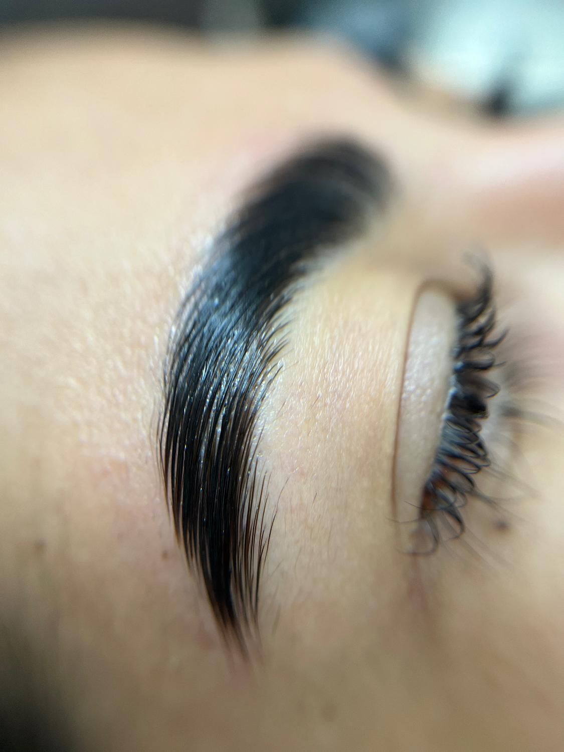 انجام لیفت ابرو و مژه|خدمات آرایشگری و زیبایی|رشت, استادسرا|دیوار