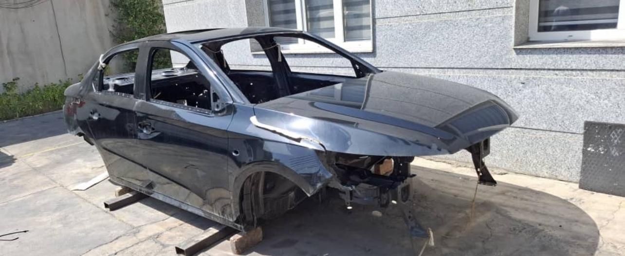 قطعات (بدنه ) تارا مشکی ابنوس سفید|قطعات یدکی و لوازم جانبی|تهران, آبشار|دیوار