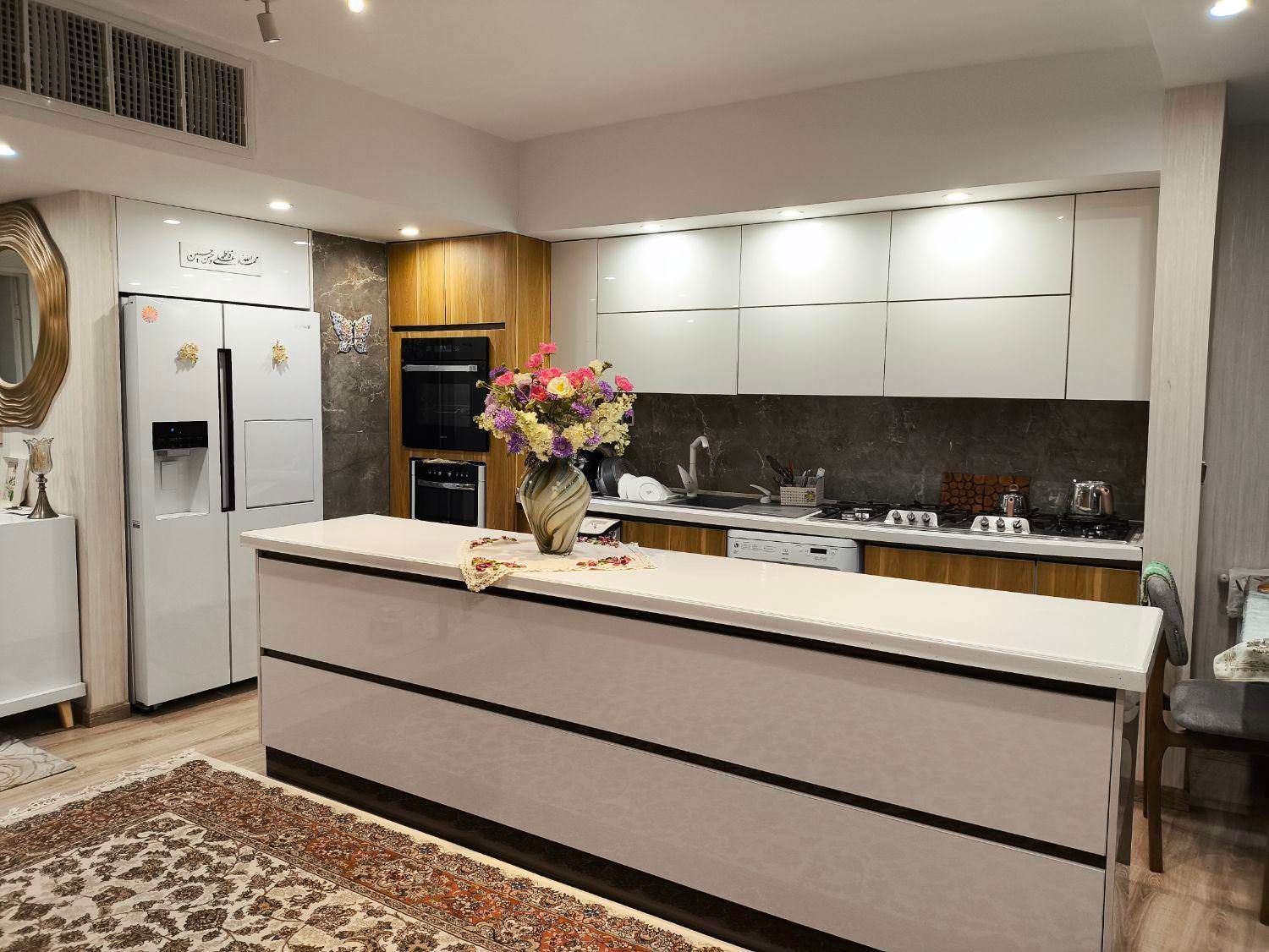 ۱۱۲ متر شیخ بهایی شمالی فول بازسازی شده|فروش آپارتمان|تهران, دهونک|دیوار