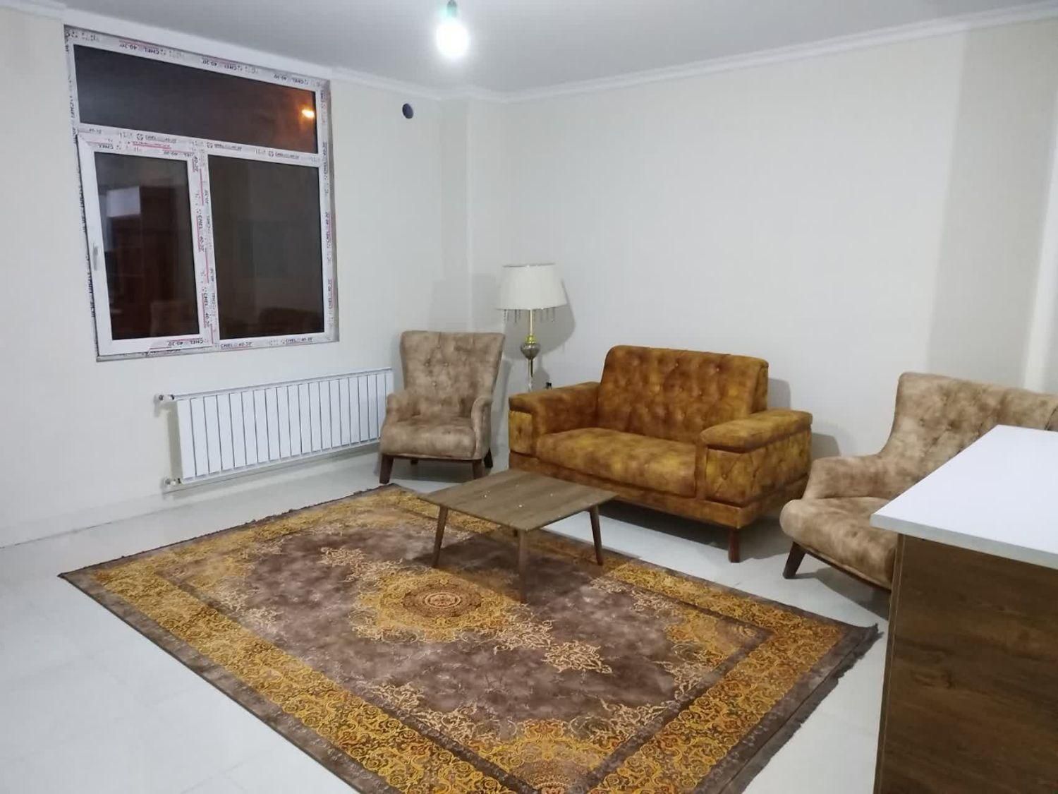 رهن آپارتمان ۷۰ متری طبقه اول|اجارهٔ آپارتمان|قرچک, پویینک|دیوار