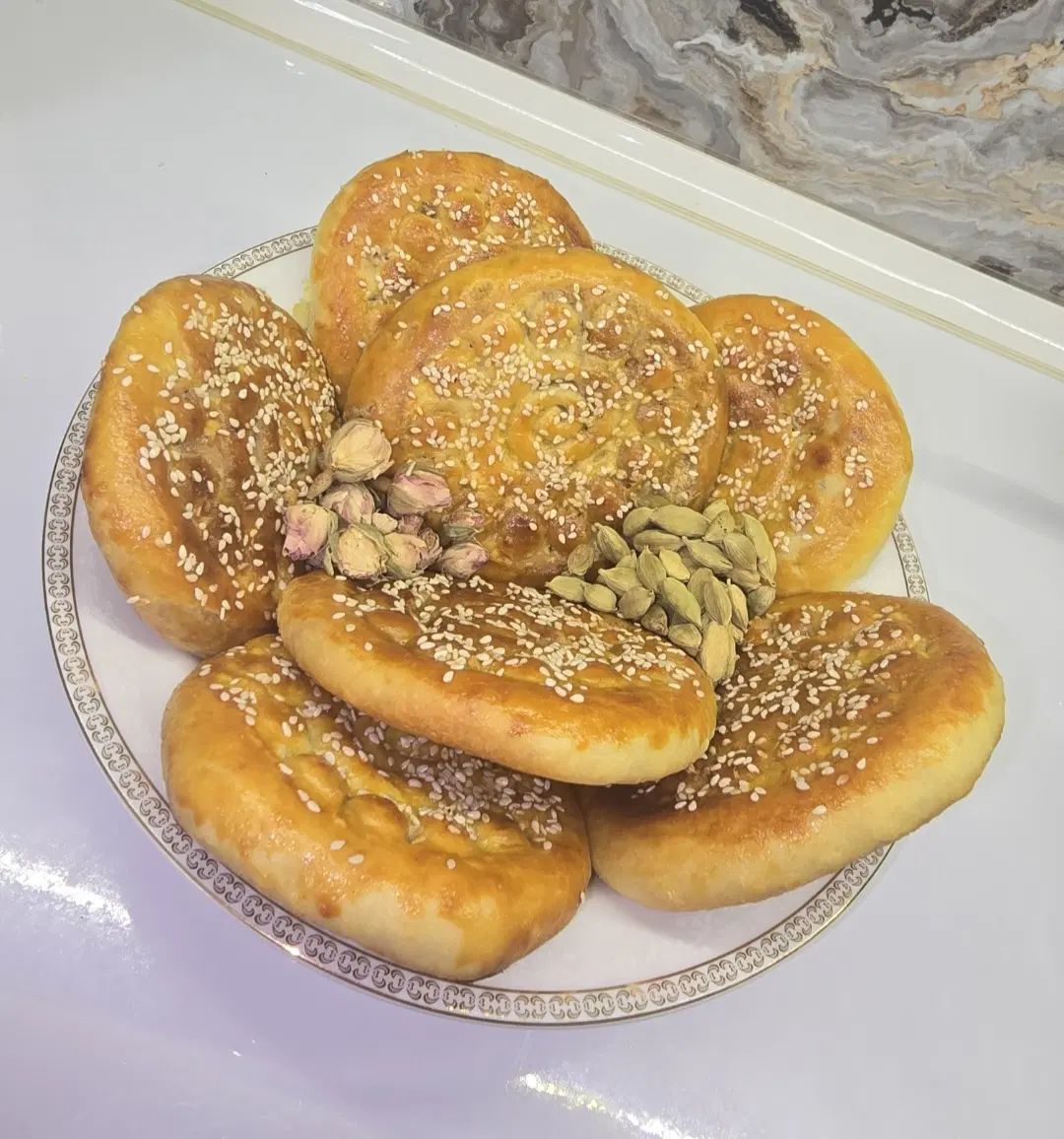 سفارش کلوچه فومن و کیک یزدی و انواع حلوا|خوردنی و آشامیدنی|رشت, سعدی (تختی)|دیوار