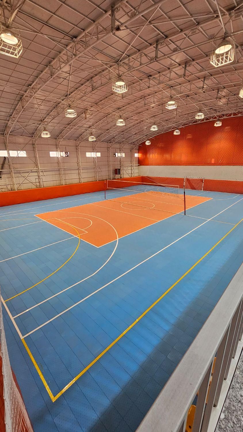 اجاره تایم سالن فوتسال والیبال بسکتبال بدنسازی و..|ورزش‌های توپی|تبریز, |دیوار