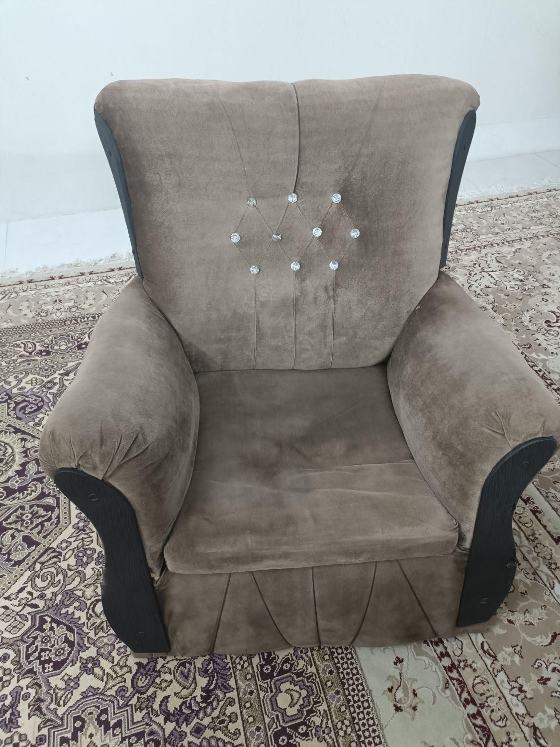 مبل کارکرده|مبلمان خانگی و میز عسلی|قم, گلزار|دیوار