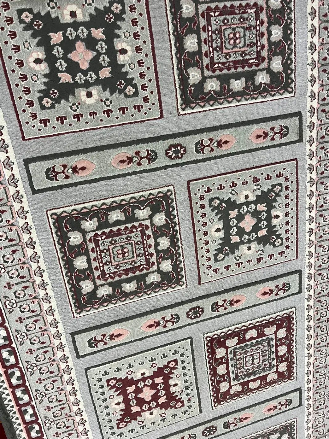 کناره ۳مترو۲۰دریک متر|فرش|مشهد, سرافرازان|دیوار
