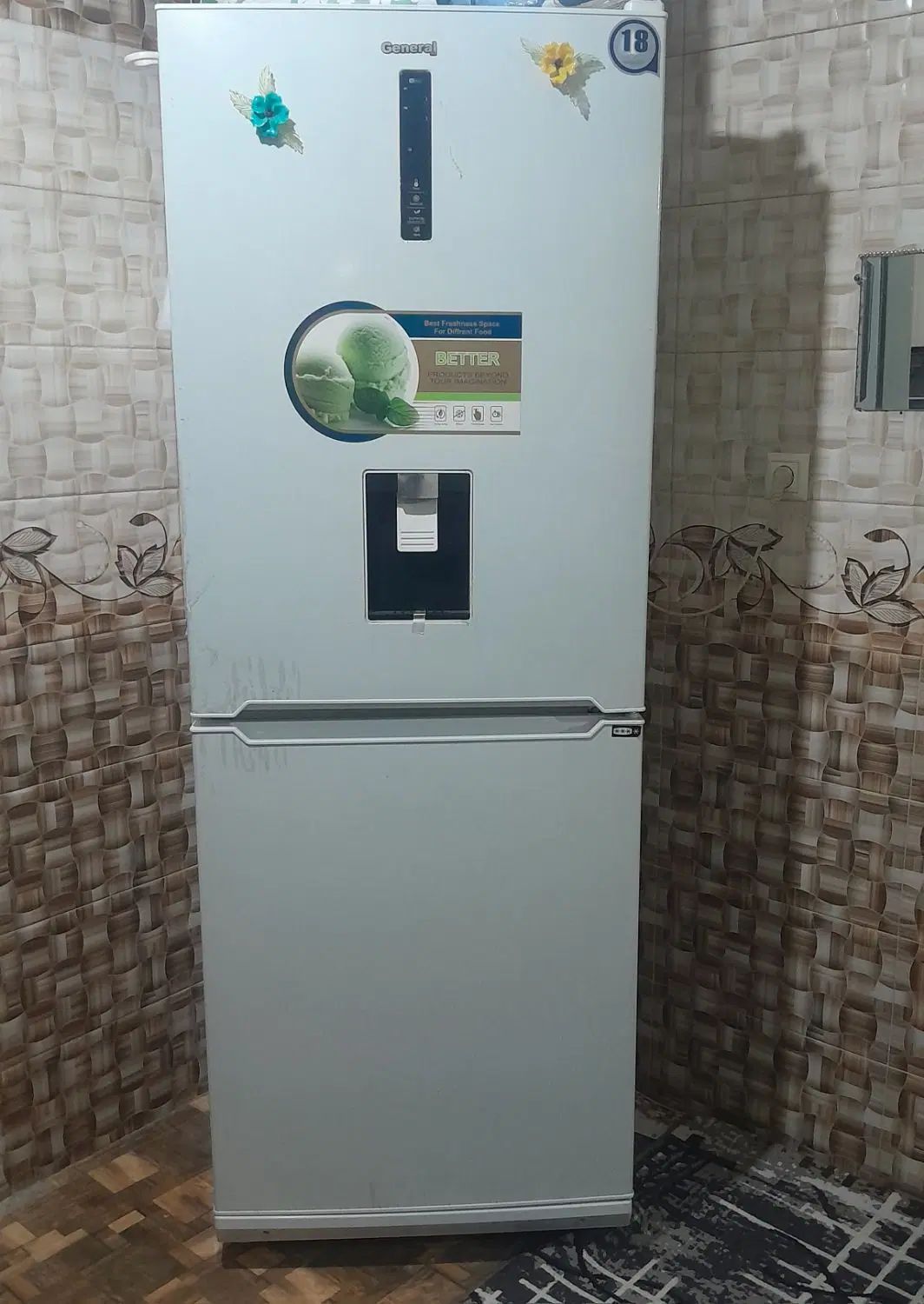 یخچال فریزر جنرال ۲۷ فوت درحد خیلی نو گارانتی داره|یخچال و فریزر|مشهد, طرق|دیوار