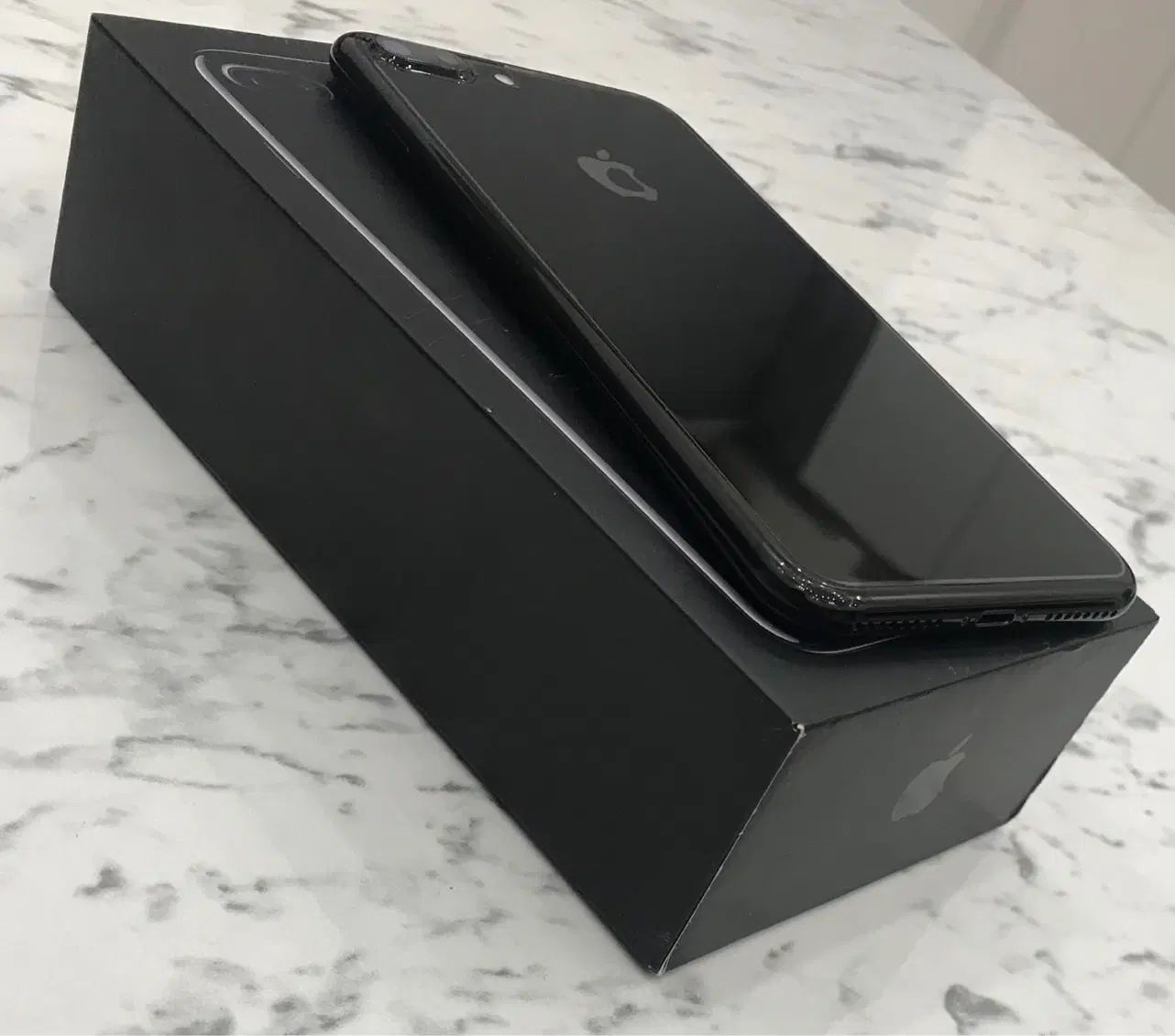اپل iPhone 7 Plus با حافظهٔ ۱۲۸ گیگابایت|موبایل|تهران, دریاچه شهدای خلیج فارس|دیوار
