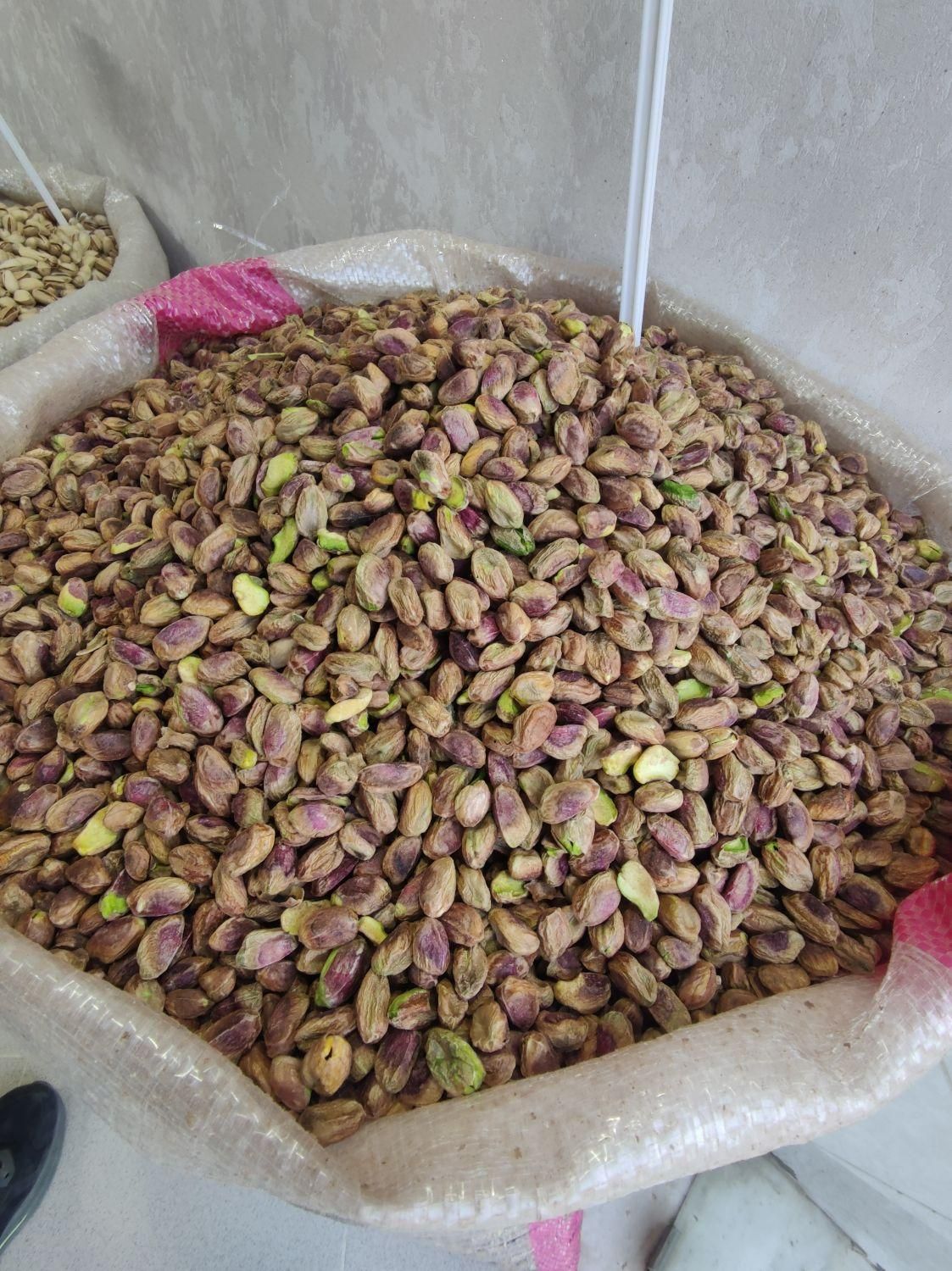 100کیلو مغز پسته کله قوچی|خوردنی و آشامیدنی|اصفهان, سرچشمه|دیوار