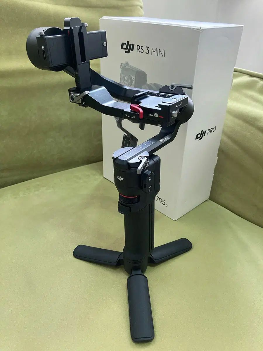 لرزشگیر دوربین DJI RS3 MINI آنباکسی|دوربین عکاسی و فیلم‌برداری|رشت, یخسازی|دیوار