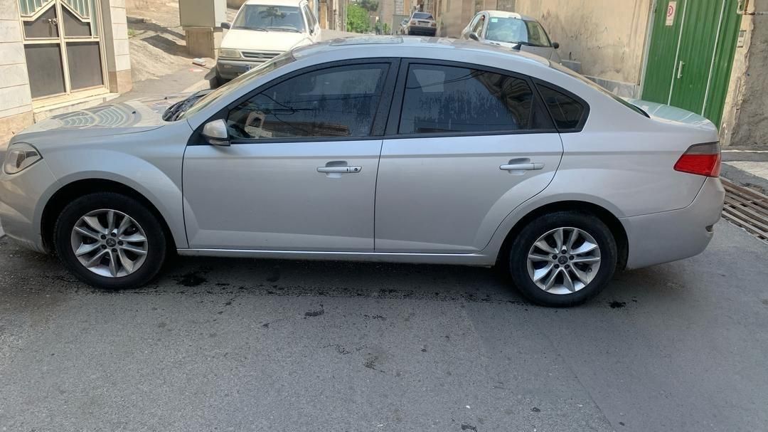 برلیانس H330 اتوماتیک 1500cc، مدل ۱۳۹۶|خودرو سواری و وانت|تهران, سنایی|دیوار