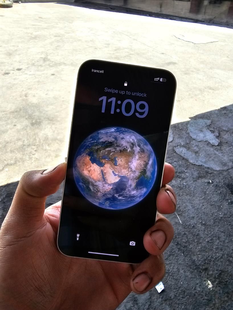 اپل iPhone 13 با حافظهٔ ۱۲۸ گیگابایت|موبایل|شاهین‌شهر, فدک|دیوار