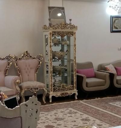 بوفه سلطنتی سفید طلایی (سالم و شیک)|بوفه، ویترین، کنسول|شاهین‌شهر, شهرک ردانی پور|دیوار