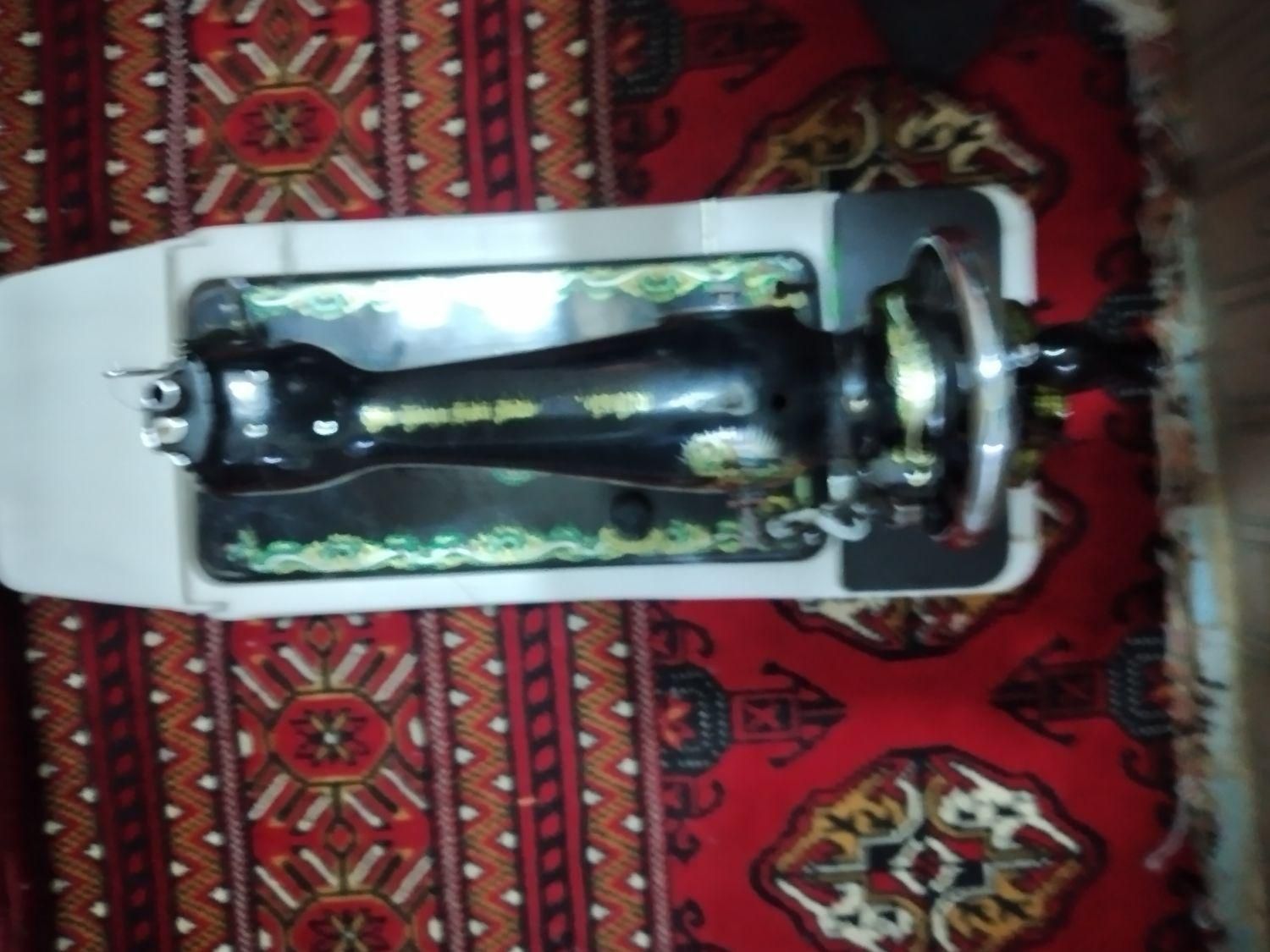 چرخ خیاطی درحدنو|چرخ خیاطی و ریسندگی|کاشان, میدان میوه تره بار|دیوار