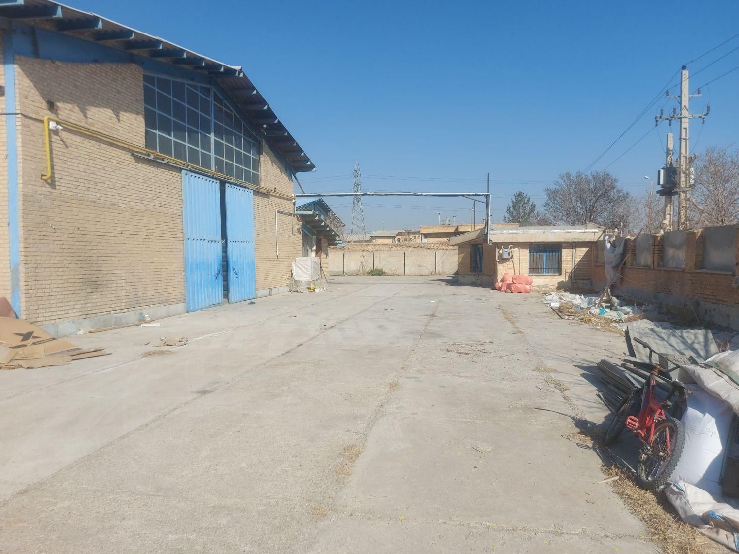 ۲۲۰۰زمین ۸۵۰سوله برق۱۵۰ لیا.املاک.صنعتی.کرمی|اجارهٔ دفتر صنعتی، کشاورزی، تجاری|الوند, |دیوار