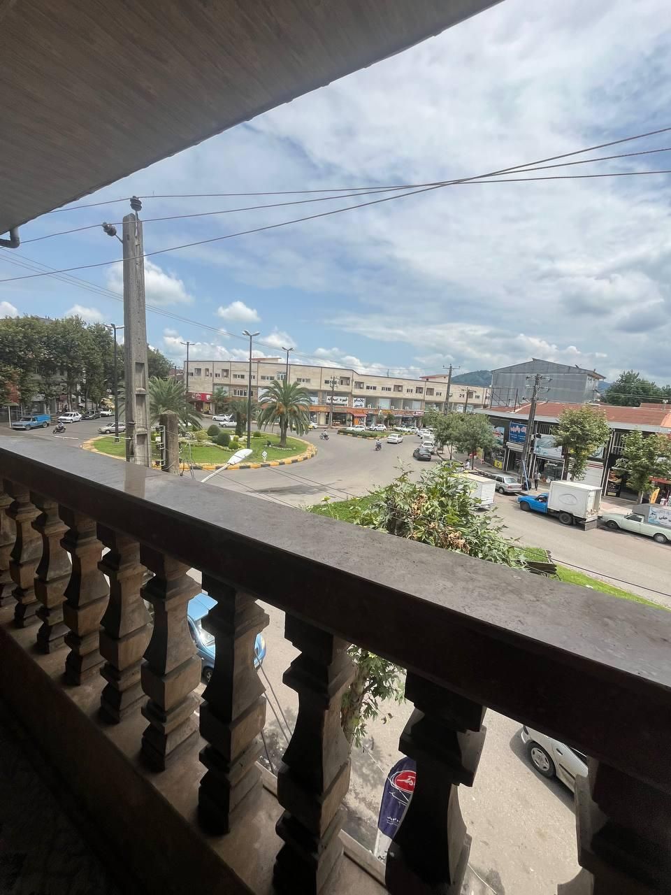 فروش آپارتمان ۲۰۰ متری ۳ خوابه طبقه ۲|فروش آپارتمان|لاهیجان, شهرک فرهنگیان|دیوار