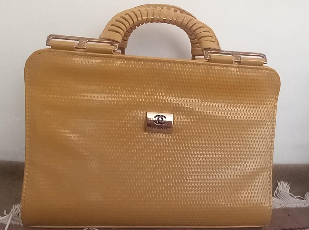 کیف اسپرت و مجلسی|کیف، کفش، کمربند|اصفهان, شیخ طوسی|دیوار