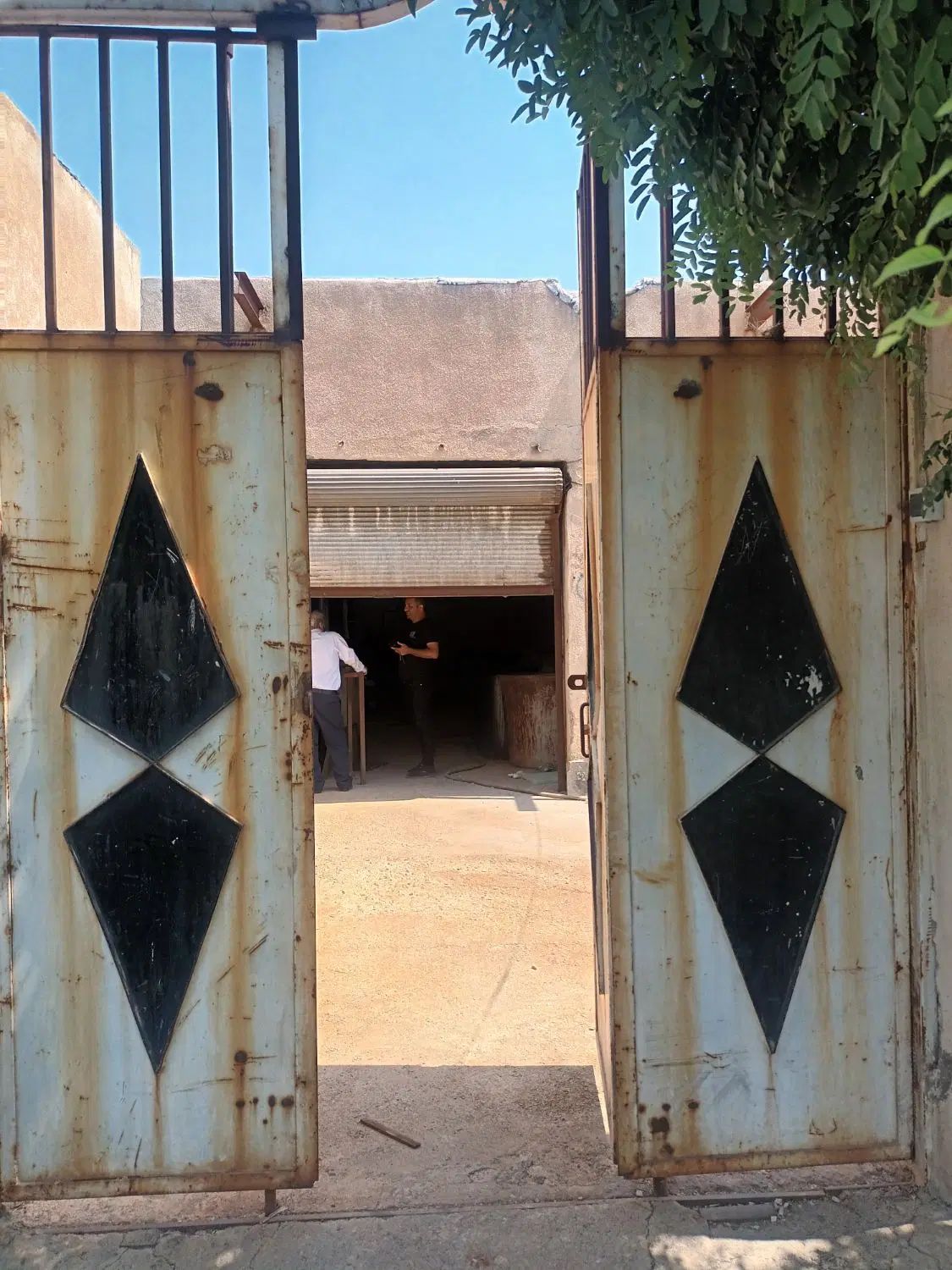 سالن به متراژ ۵۰۰ متر با برق ۳فاز ۶۰ آمپر|اجارهٔ دفتر صنعتی، کشاورزی، تجاری|رباط‌کریم, کاظم‌آباد|دیوار