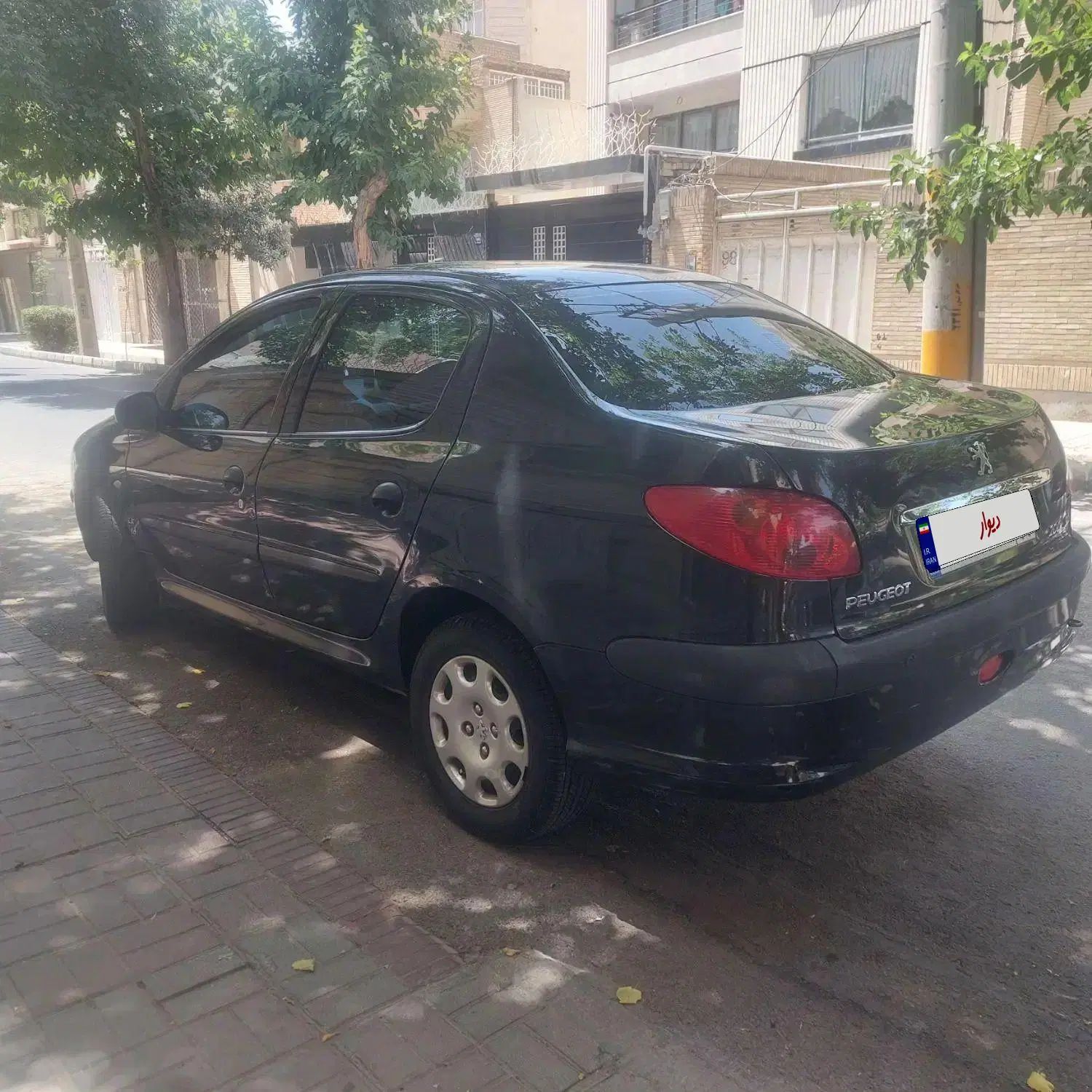 پژو۲۰۶sd/بسیار تمیز/مشکی/v8|خودرو سواری و وانت|اصفهان, دشتستان|دیوار