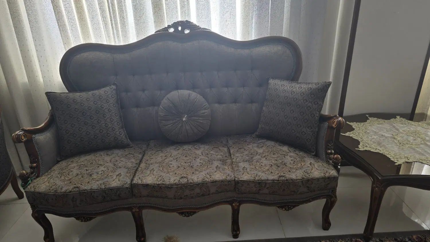 مبل ۹ نفره با آینه و کنسول ،مبل کلاسیک و استیل|مبلمان خانگی و میز عسلی|تهران, مینای شمالی (مخبر)|دیوار