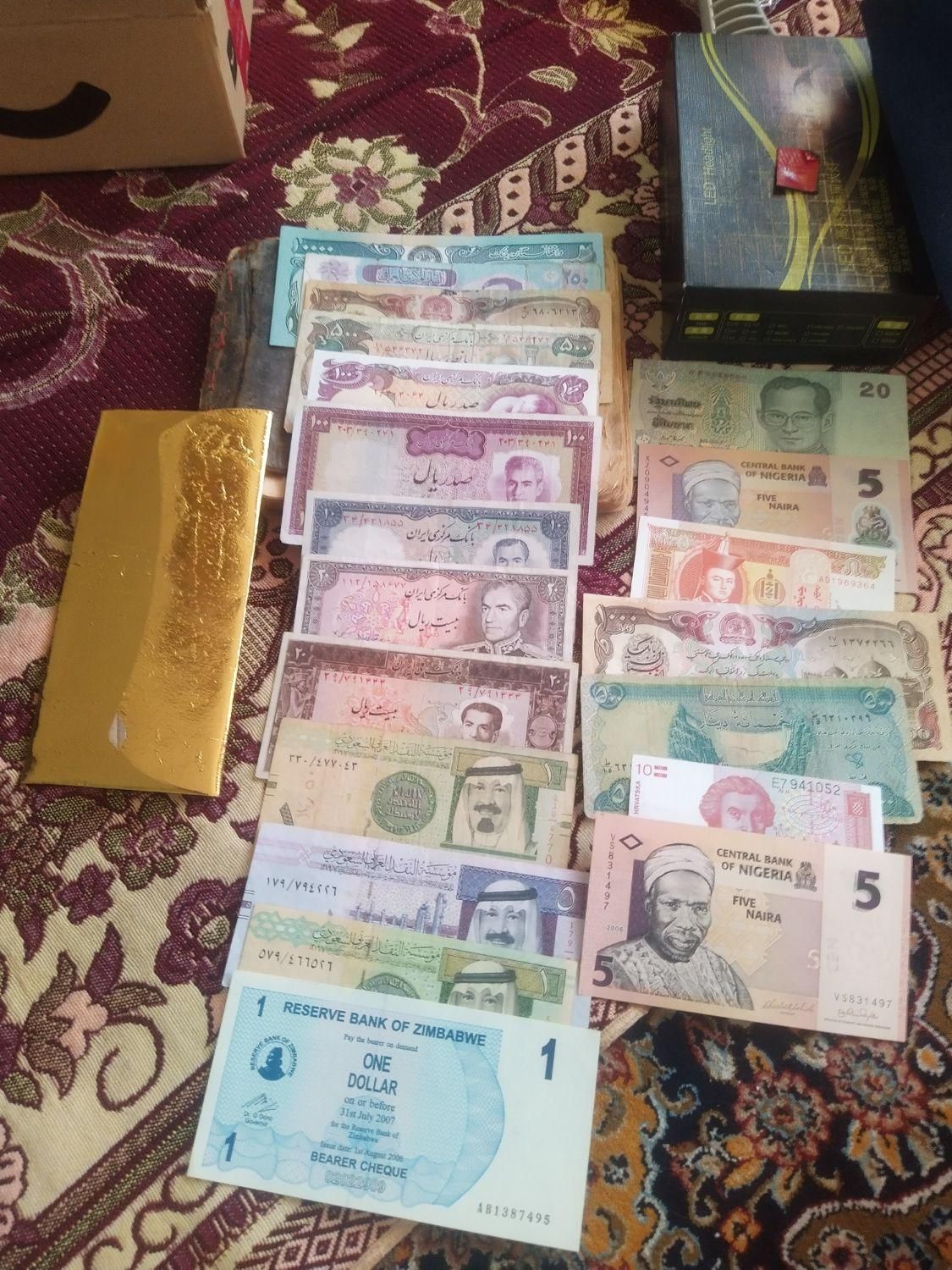 فروش یکجا کلکسیونی اسکناس وسکه عتیقه|کلکسیون سکه، تمبر، اسکناس|خمینیشهر, |دیوار