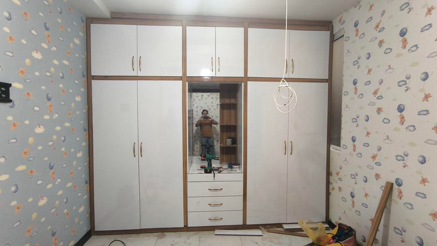 نصاب کابینت و کمد دیواری|خدمات پیشه و مهارت|خرمآباد, |دیوار