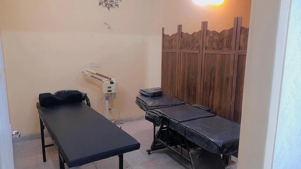 واگذاری کامل سالن  زیبایی آرایشگاه|خدمات آرایشگری و زیبایی|اصفهان, پروین|دیوار