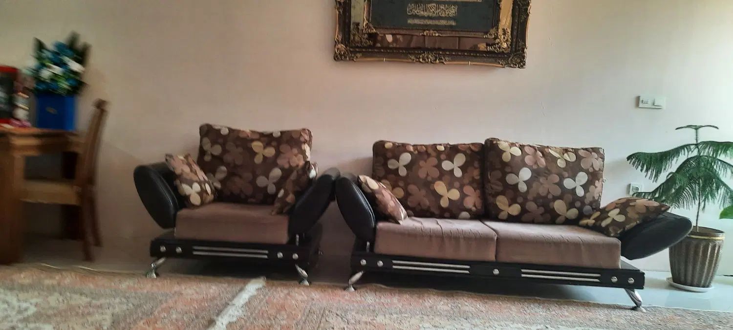 دوتخته فرش یکدست مبل هفت نفره و میز تی وی وغذاخوری|فرش|ازنا, |دیوار