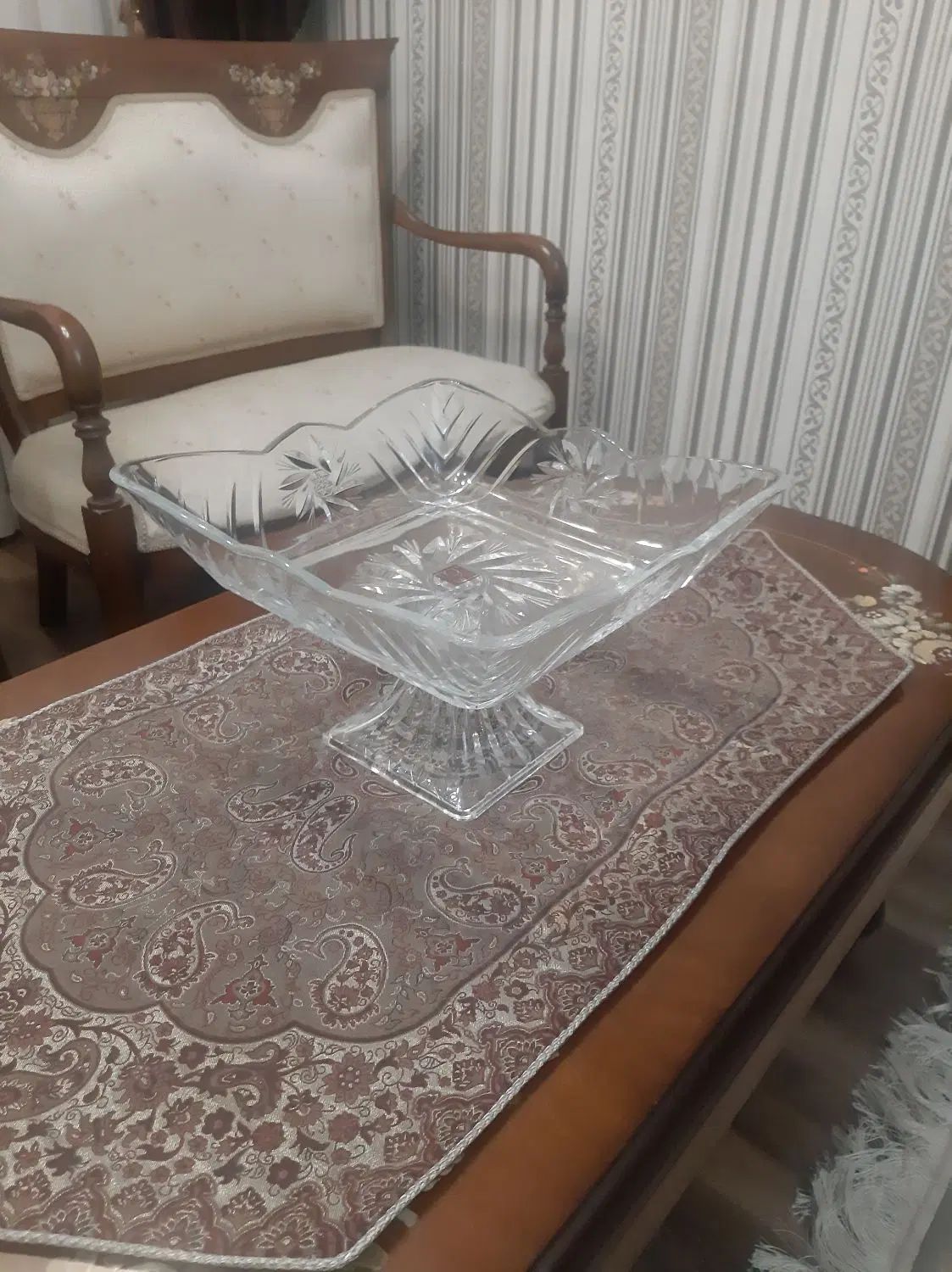 میوه خوری پایه دار ترک آکبند مناسب کادویی|ظروف سرو و پذیرایی|کرج, کوی کارمندان جنوبی|دیوار
