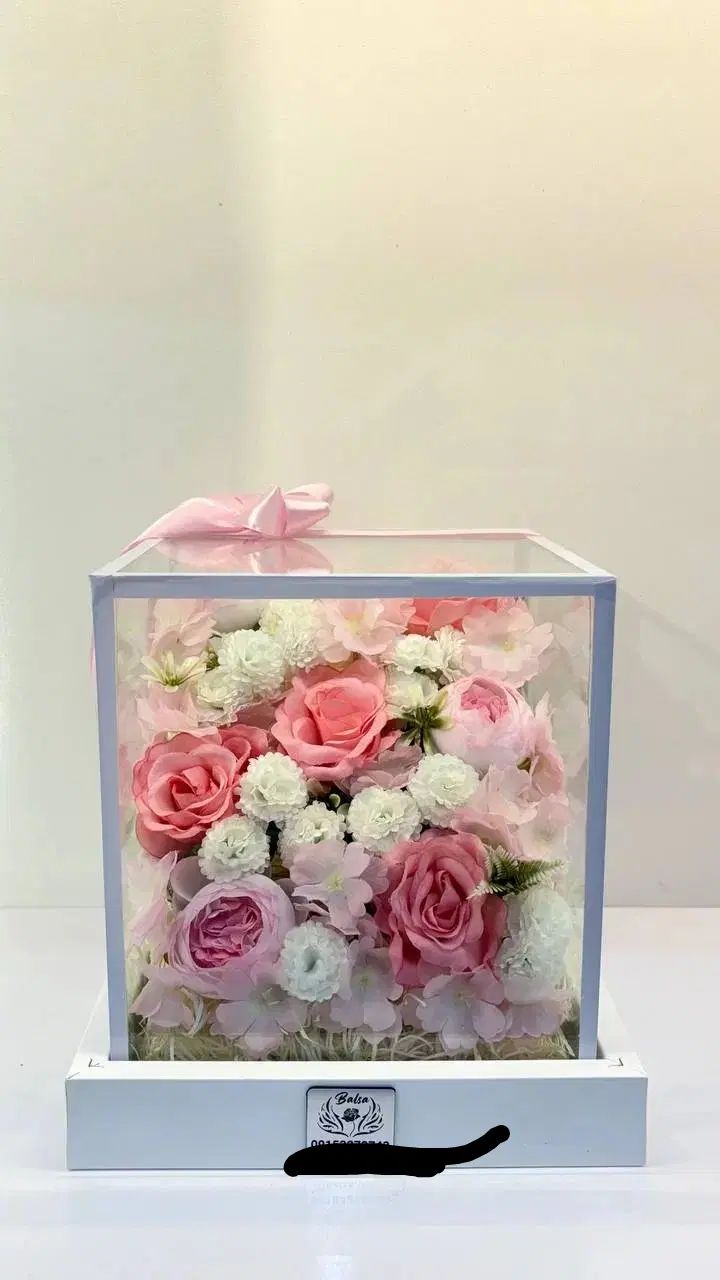 باکس شیشه ای با گل مصنوعی|گل مصنوعی|مشهد, الهیه|دیوار