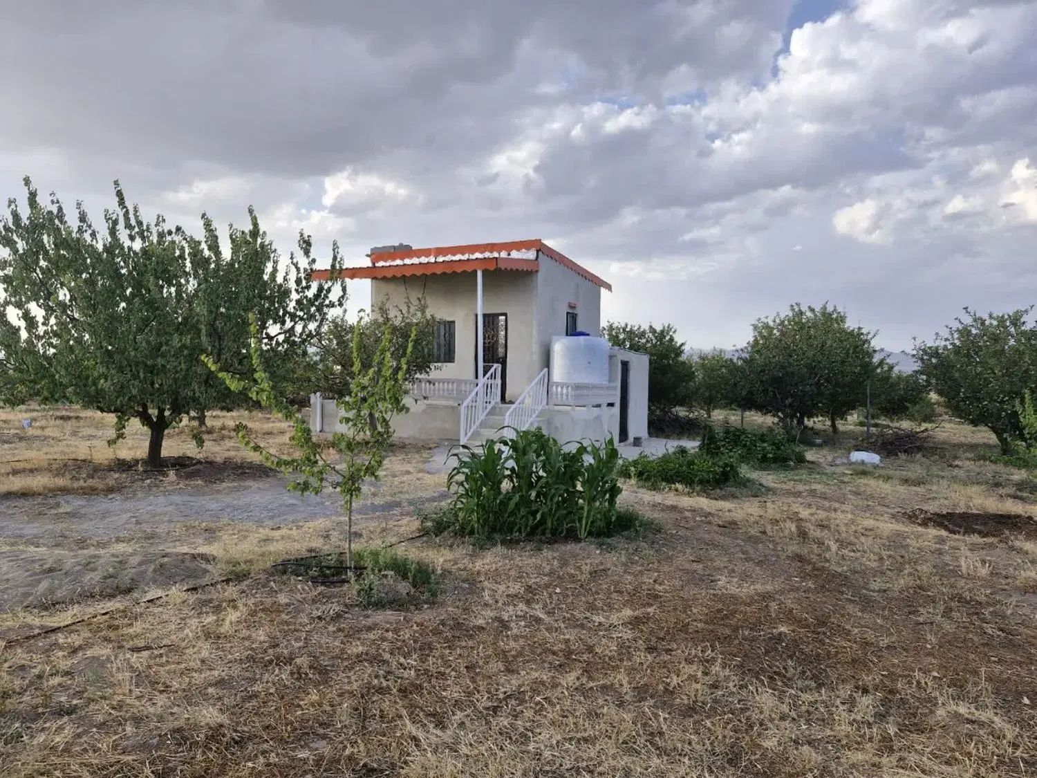 باغ ۱۵۰۰ متری با ویلای تازه ساخت در کمربندی اهر|فروش خانه و ویلا|اهر, |دیوار
