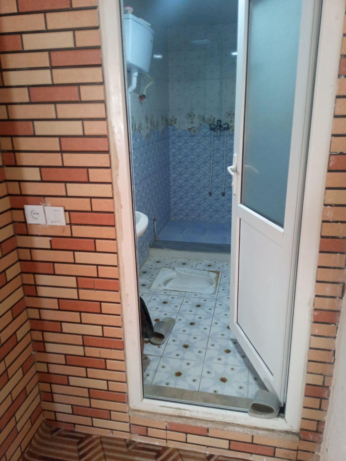 سوییت ومنزل پارکینگ دارد نزدیک بازار وساحل|اجارهٔ کوتاه‌مدت آپارتمان و سوئیت|بندر گناوه, |دیوار