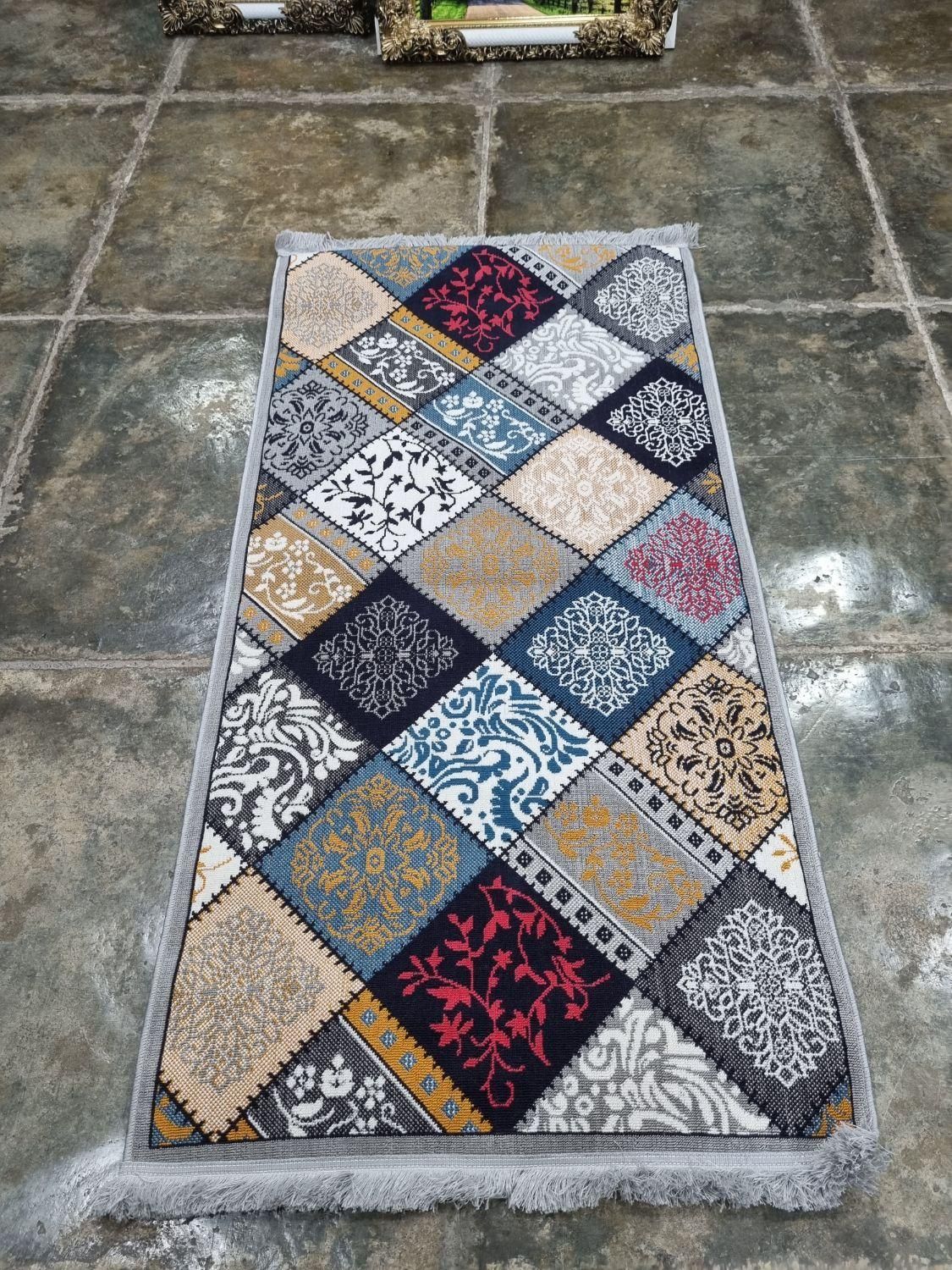 گلیم در اندازه های مختلف|گلیم، جاجیم، گبه|بندر انزلی, گلسرخ|دیوار