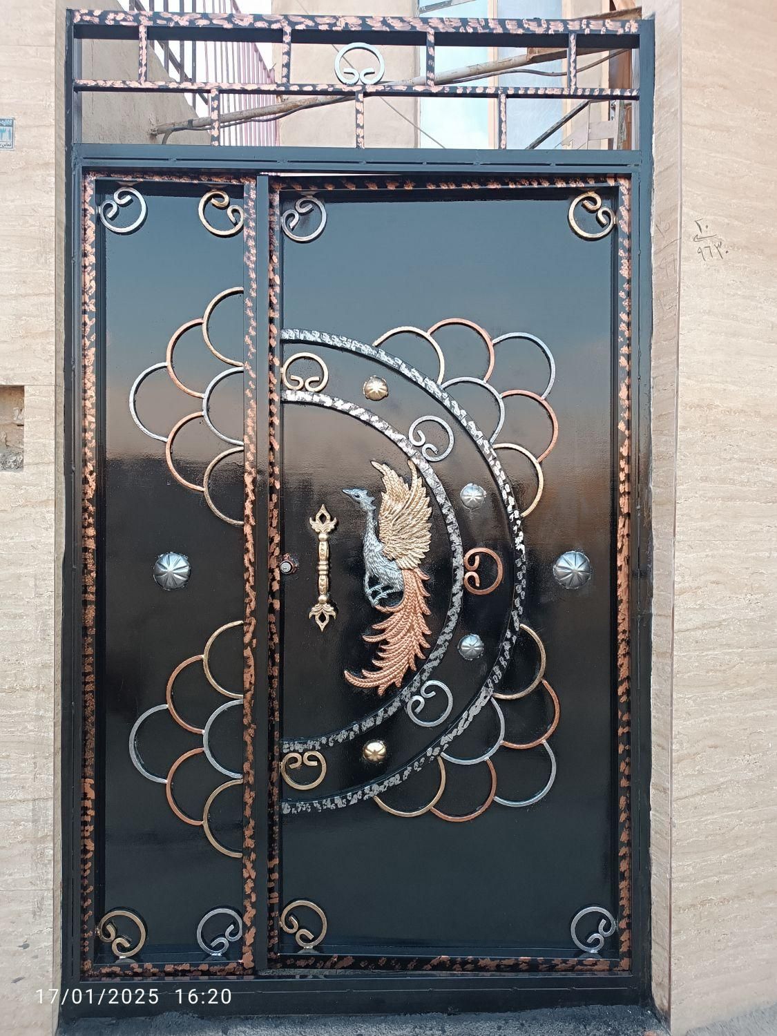 نقاشی درب و پنجره ساختمانی|خدمات پیشه و مهارت|رباط‌کریم, رباط‌کریم|دیوار