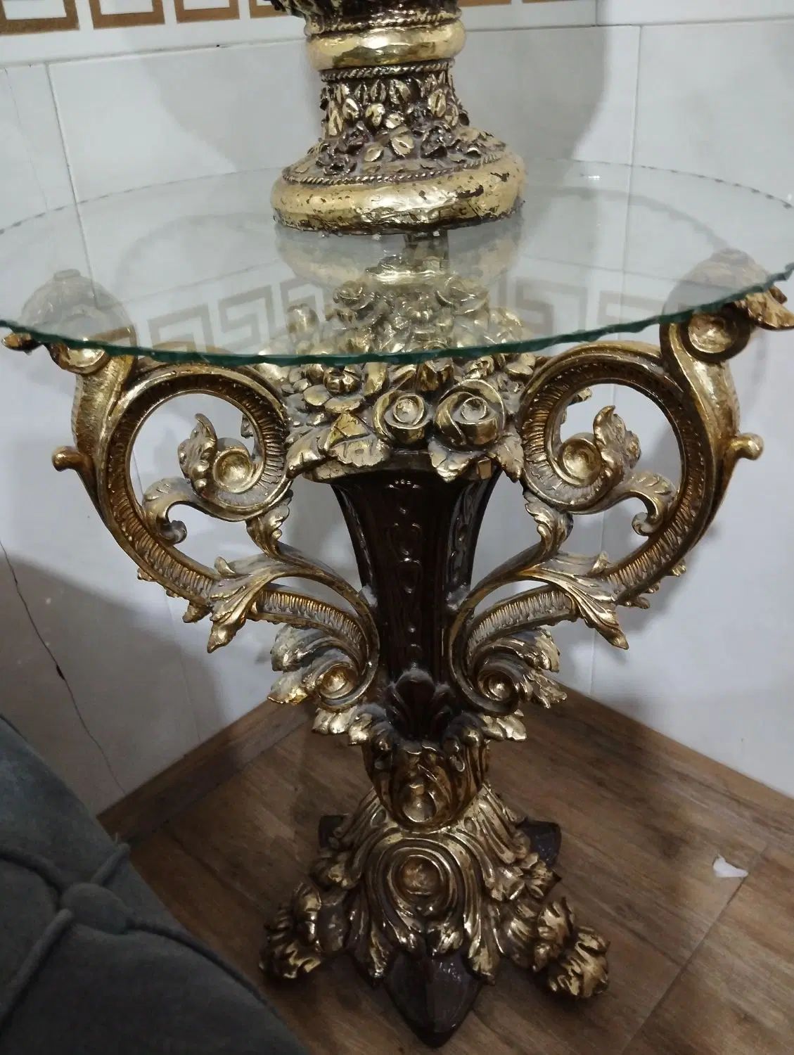 گل و میز|گل مصنوعی|کرج, باغستان|دیوار