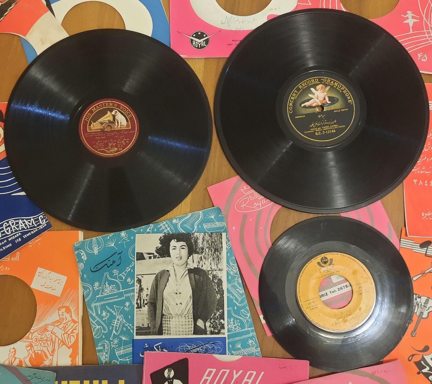 خریدار و فروشنده صفحه گرامافون و گرام و صفحه سنگی|فیلم و موسیقی|تهران, میرداماد|دیوار