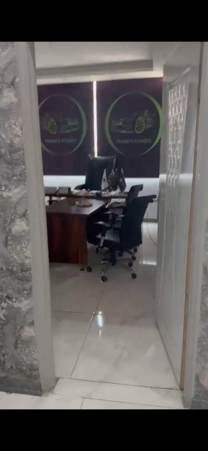 بر خیابان مطهری ۹۰ متر سند اداری|اجارهٔ دفتر کار، اتاق اداری، مطب|تهران, بهجت‌آباد|دیوار