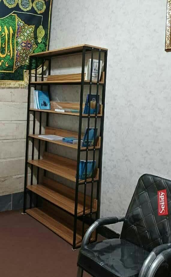 کتابخانه فلزی شیک و عمری . قفسه کتاب|کتابخانه، شلف، قفسه‌های دیواری|قم, قلعه کامکار|دیوار