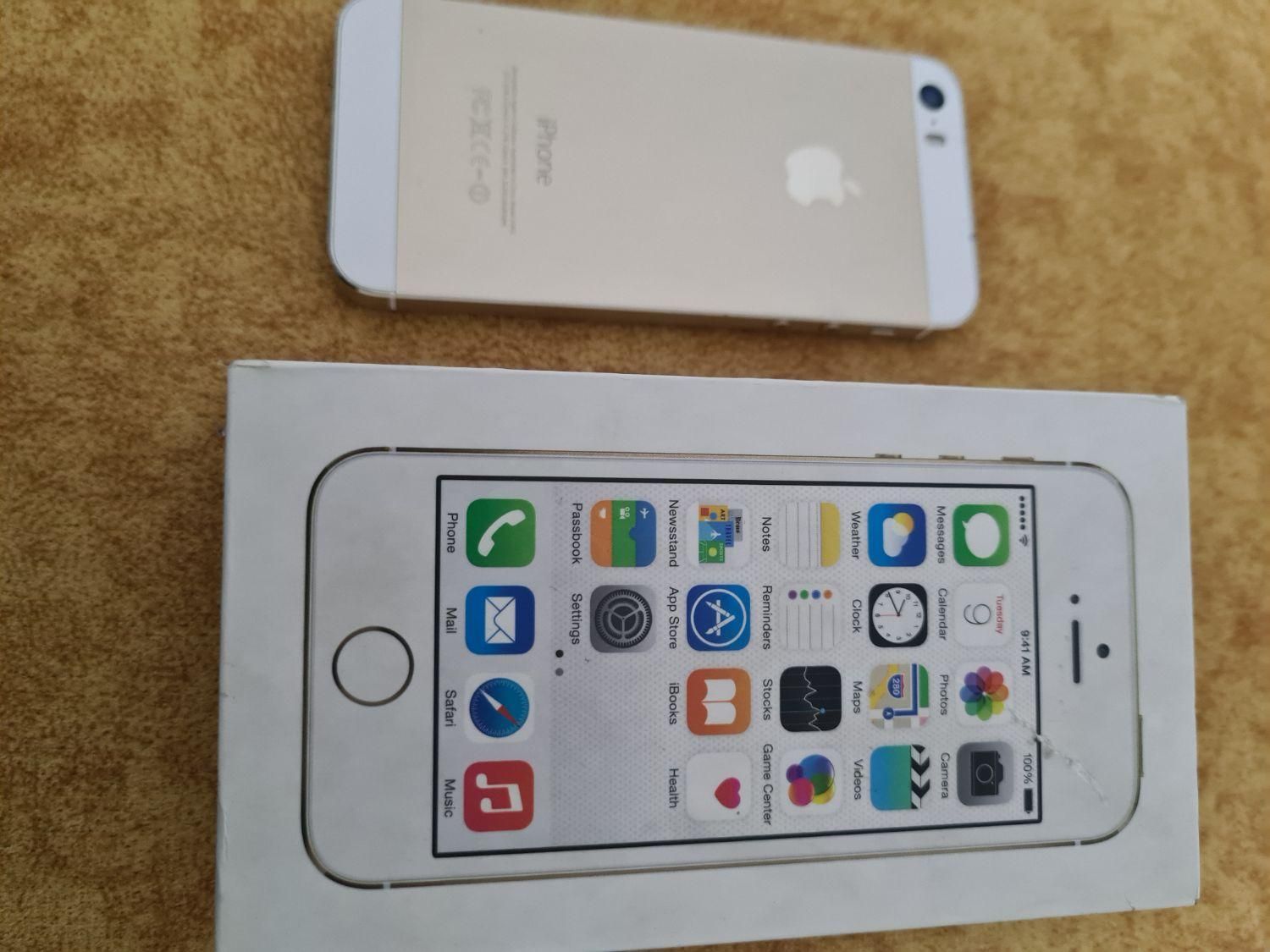 اپل iPhone 5s با حافظهٔ ۱۶ گیگابایت|موبایل|تبریز, |دیوار