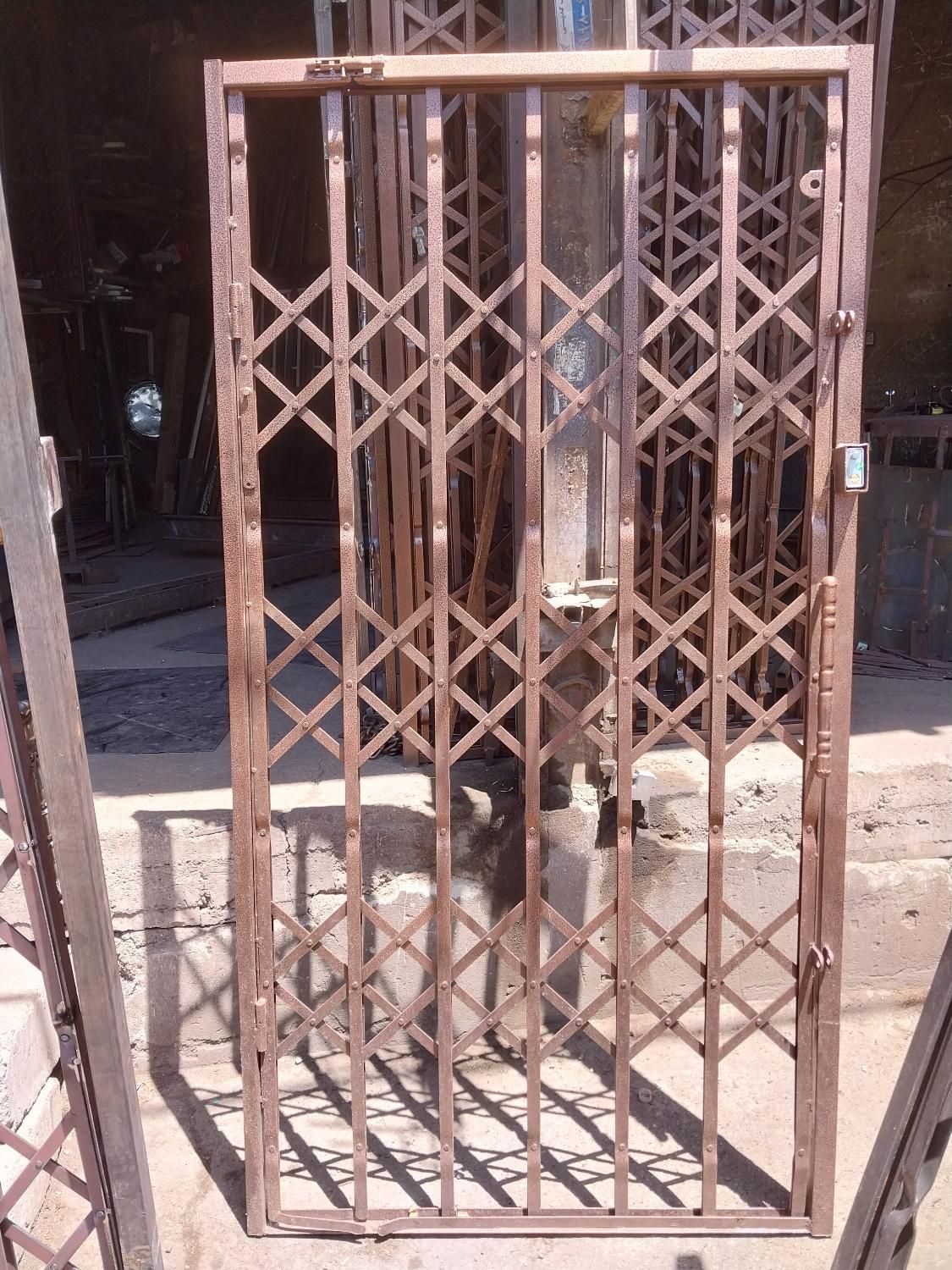 حفاظ اکاردئونی با رنگ کوره ای وبیش از ۱۵مدل تنوع|خدمات پیشه و مهارت|کرج, کمال‌شهر|دیوار