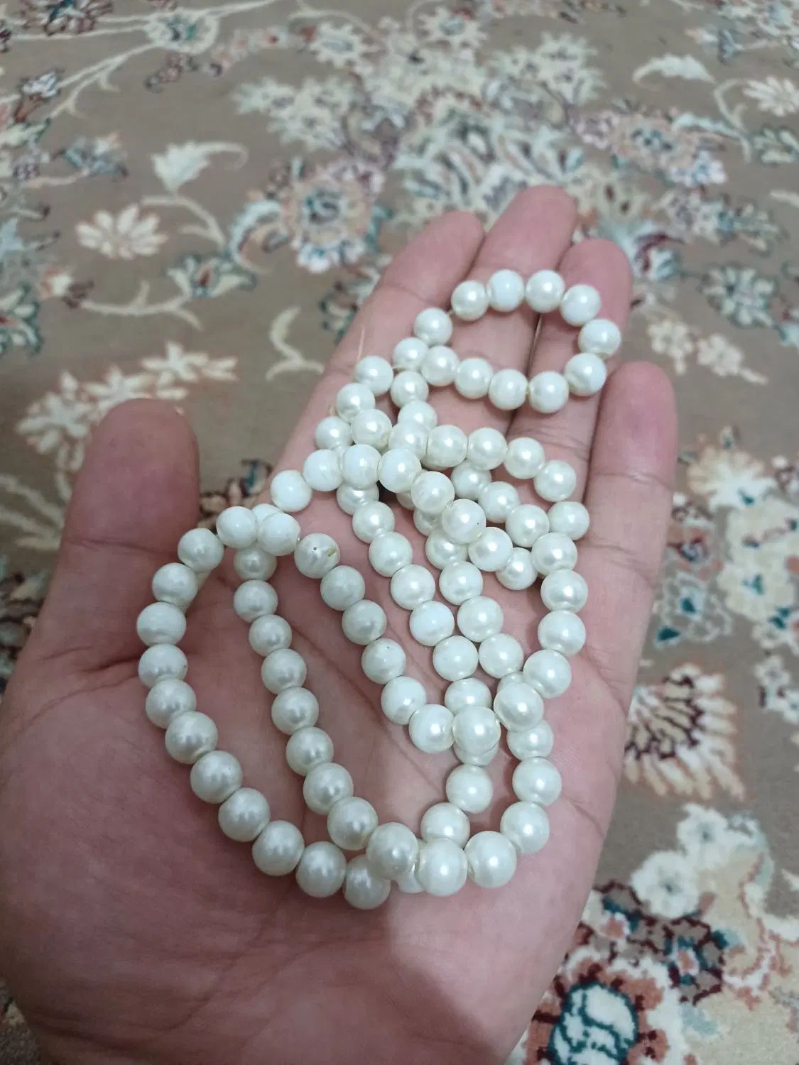 یک شته مروارید گردنی ۹۸عددی اصل به وزن۶۵ گرم۶۵۰سوت|کلکسیون و سرگرمی|تهران, آذربایجان|دیوار
