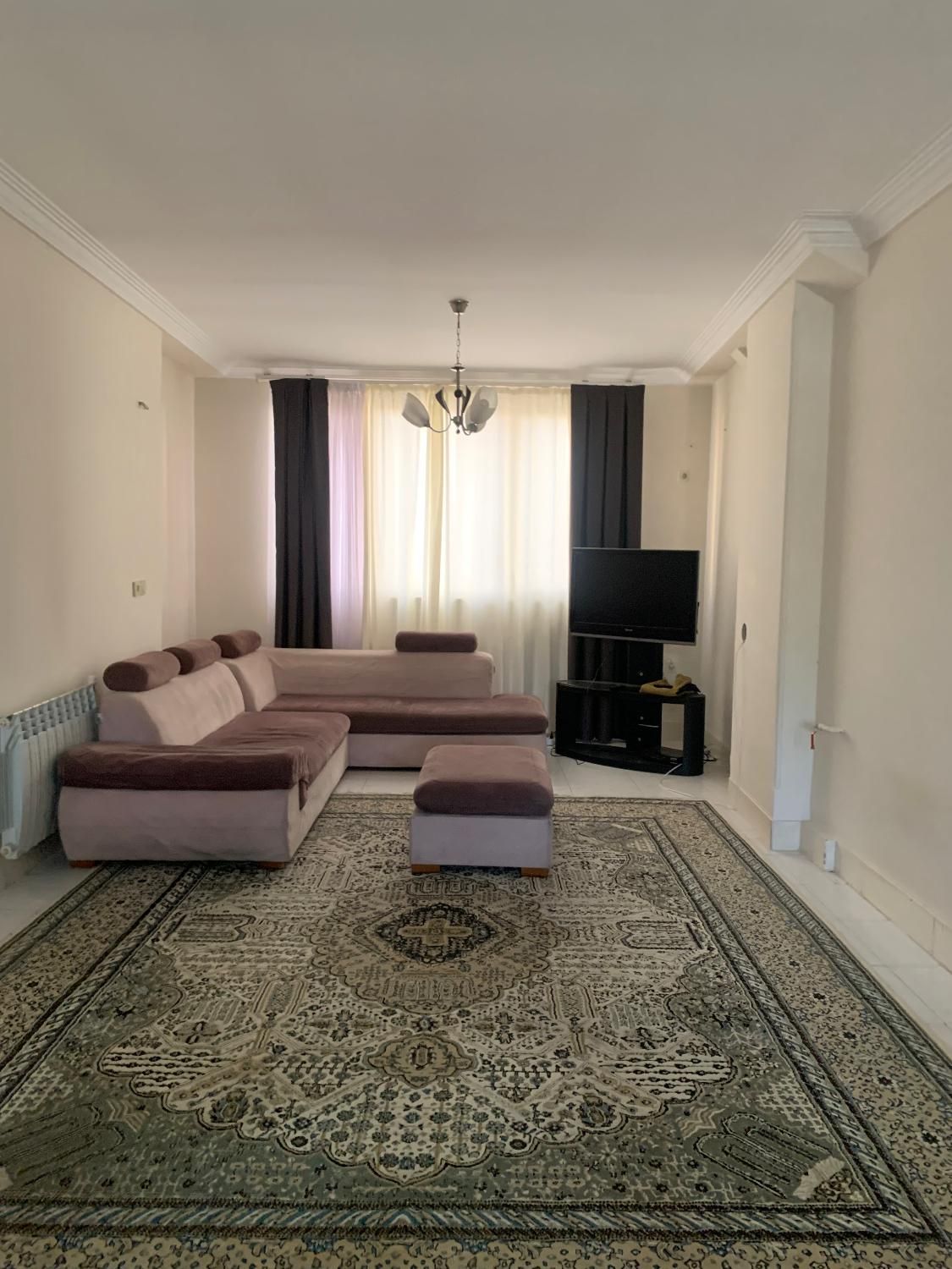 آپارتمانی یک خواب شیک مرکز شهر زند پارکینگ کد۸|اجارهٔ کوتاه‌مدت آپارتمان و سوئیت|شیراز, زند|دیوار