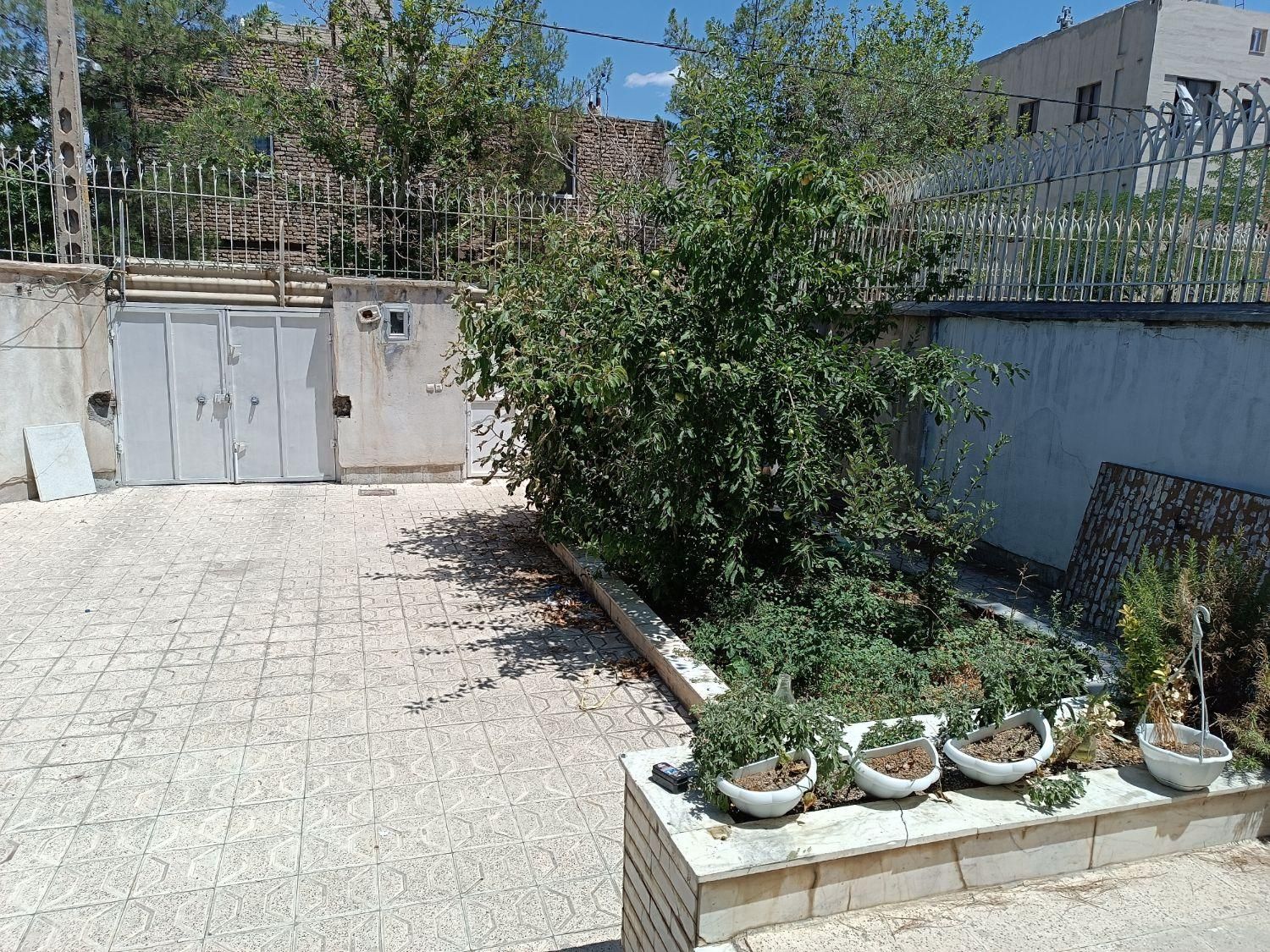 ویلایی 230متری/چهارراه ورزش/بازسازی شده/دوممر|فروش زمین و ملک کلنگی|مشهد, اقبال|دیوار