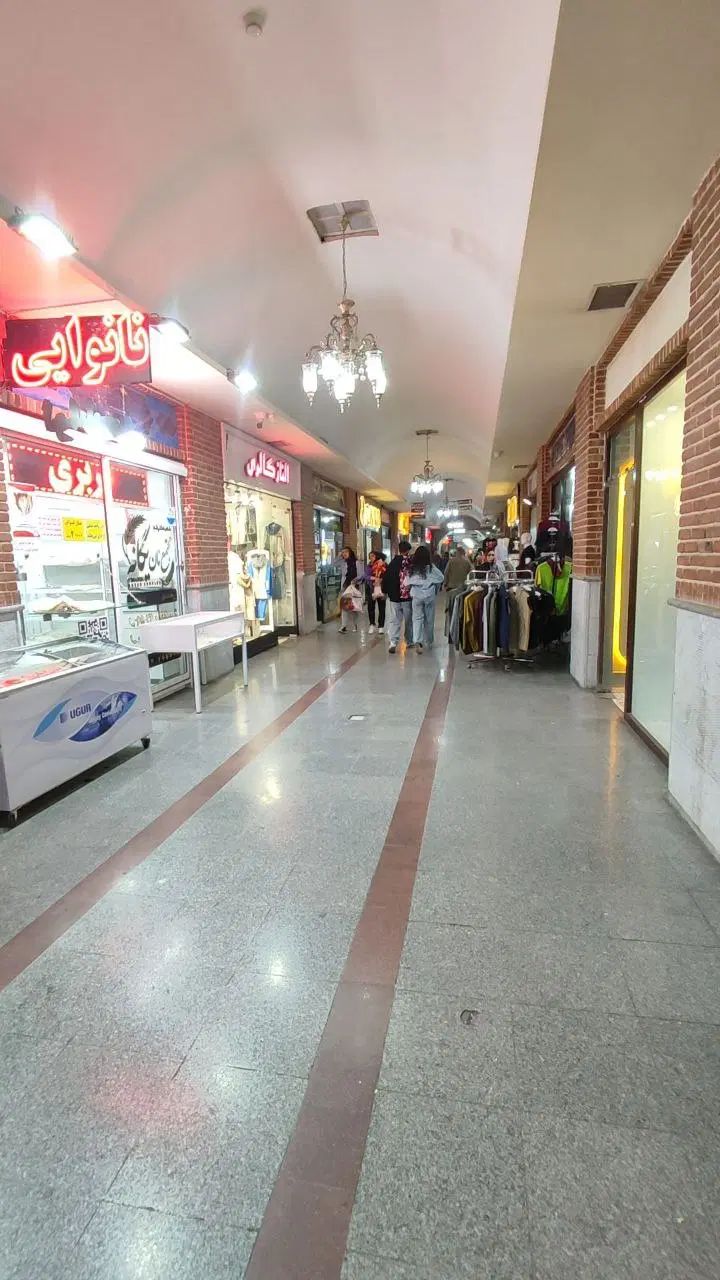 22 متر / طبقه اول روبه حیاط / نقش جهان تهران /سندی|فروش مغازه و غرفه|تهران, جوانمردان (اندیشه)|دیوار